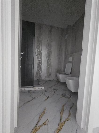 Apartament cu 2 camere semidecomandat în Bucium