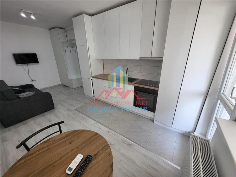 Apartament cu 2 camere semidecomandat, mobilat în Militari