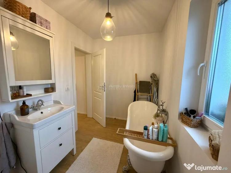 Casă cu 4 camere cu Teren 250 Mp în Giroc