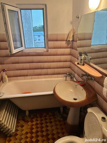 Apartament cu 2 camere decomandat în Gară