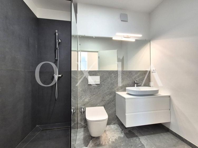 Apartament cu 2 camere semidecomandat, mobilat în Dumbrăvița