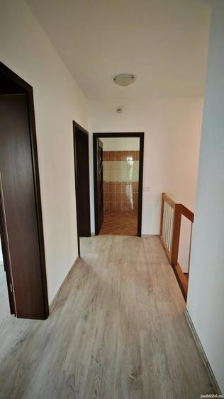 Casă cu 5 camere cu Teren 800 Mp în Central