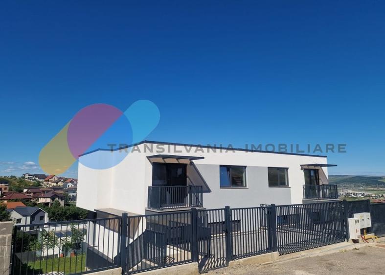 Duplex cu 4 camere cu Canalizare în Dezmir
