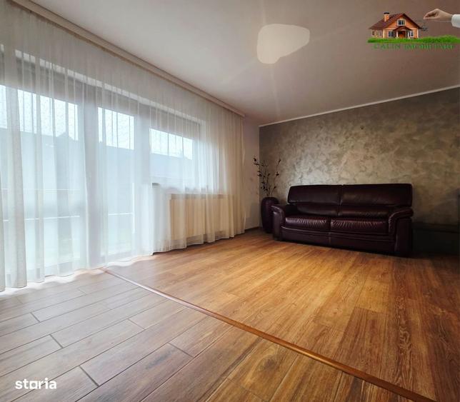 Casă cu 4 camere cu Teren 400 Mp în Miroslava