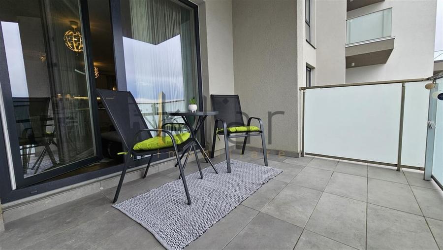 Apartament cu 2 camere semidecomandat, mobilat în Bună Ziua