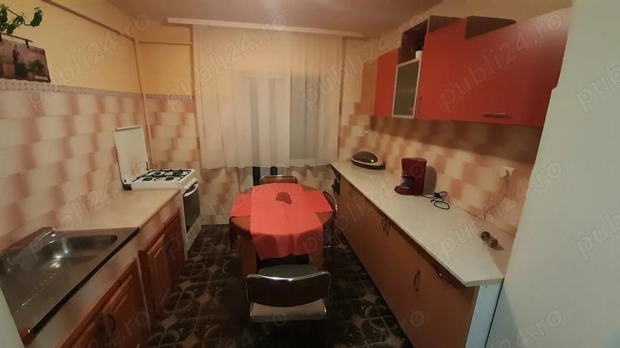 Apartament cu 2 camere decomandat în Ampoi 3