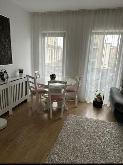 Apartament cu 2 camere decomandat în Borhanci