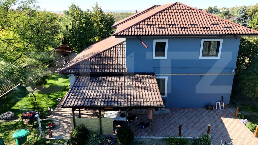 Casă individuală cu 4 camere cu Teren 1400 Mp în Sculeni