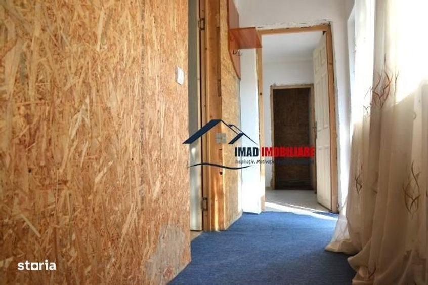 Casă cu 2 camere în Vulcana-Pandele