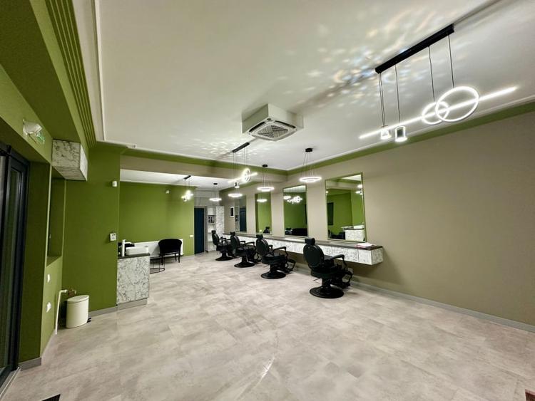 Spațiu comercial, de 60.200000762939 mp, în Rovine
