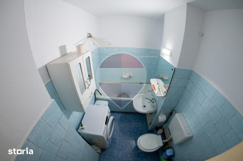 Apartament cu 2 camere decomandat în Vitrometan