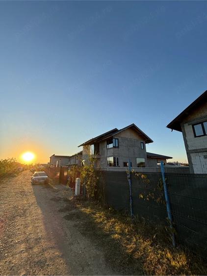 Casă cu Teren 600 Mp în Ștefăneștii de Sus