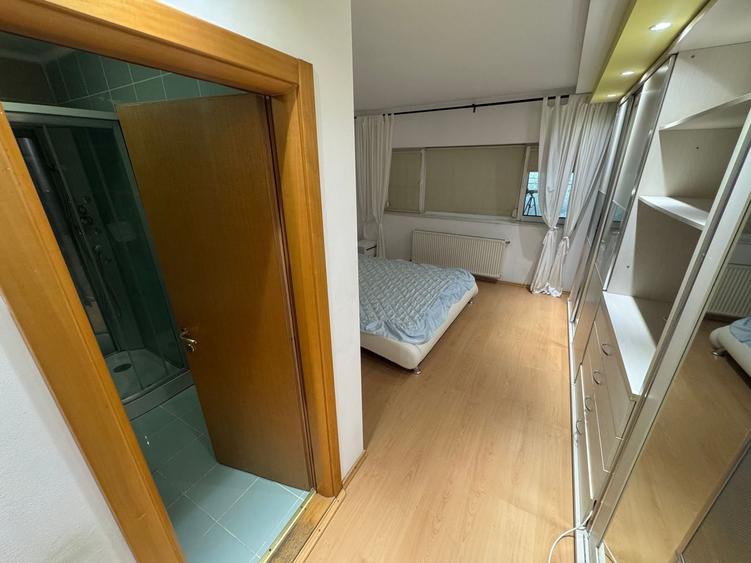 Apartament cu 3 camere decomandat, mobilat în Faleza Nord