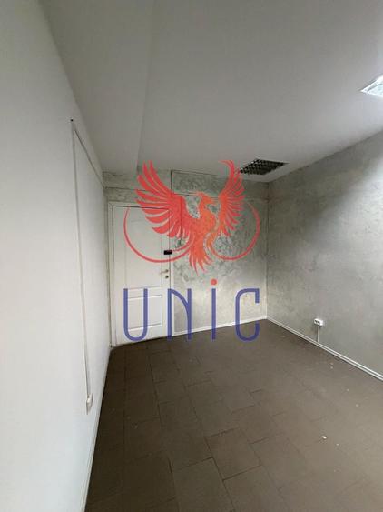 Birou, de 14 mp, în Central