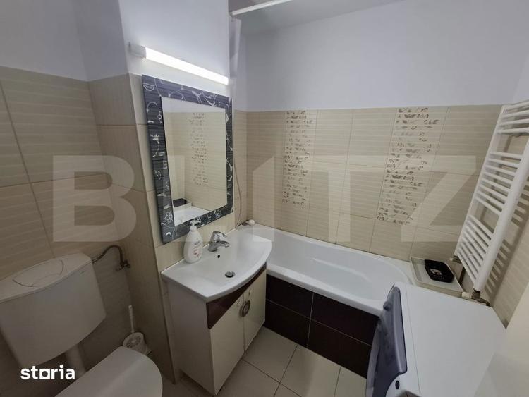 Apartament cu 3 camere în Micro 17
