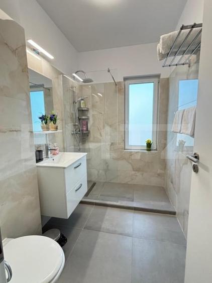 Apartament cu 2 camere semidecomandat, mobilat în Dumbrăvița