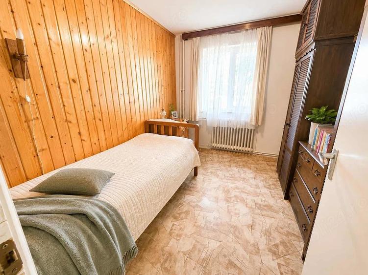 Apartament cu 3 camere decomandat în Gheorghieni
