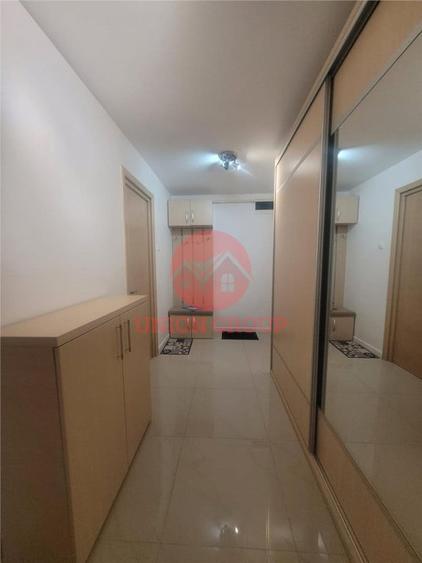 Apartament cu 2 camere decomandat în Tomis Mall