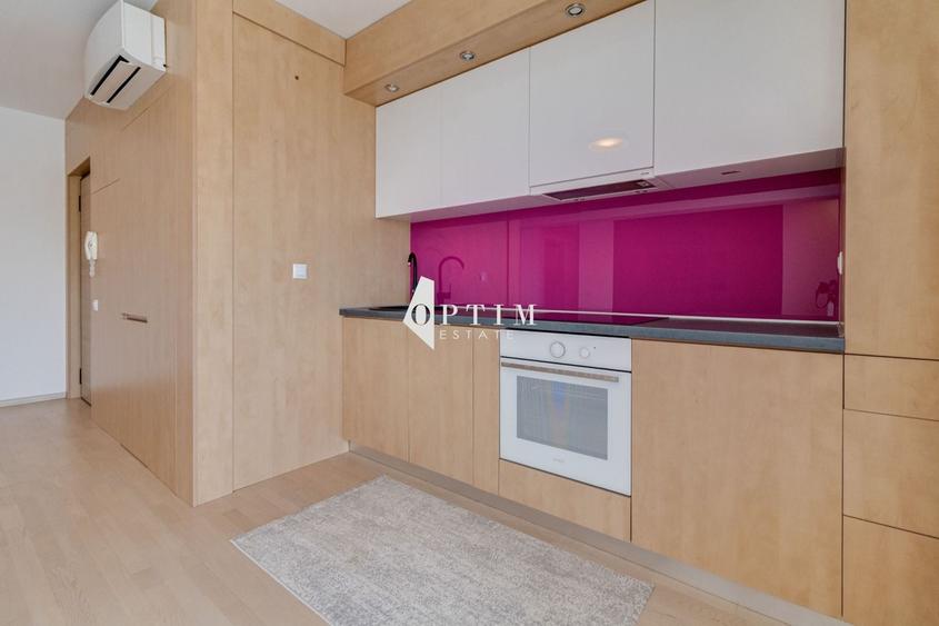 Apartament cu 3 camere decomandat în Băneasa