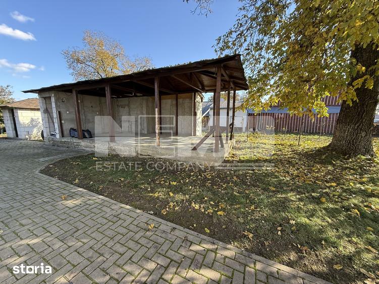 Casă cu 4 camere cu Teren 898 Mp în Mitocu Dragomirnei