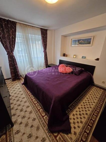 Apartament cu 3 camere decomandat în Păcurari