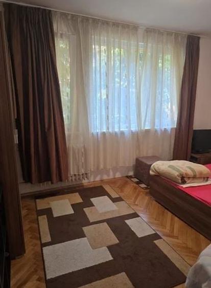 Apartament cu 3 camere decomandat, mobilat în Obor