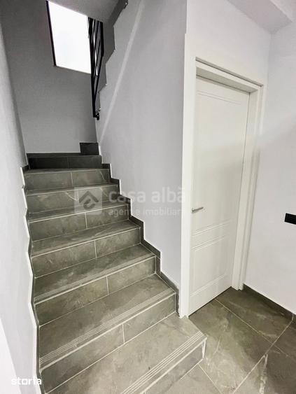 Casă cu 4 camere cu Teren 500 Mp în Bucium
