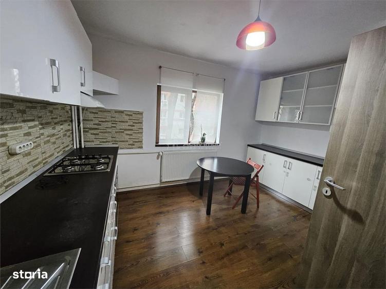 Apartament cu 2 camere decomandat în 13 Septembrie