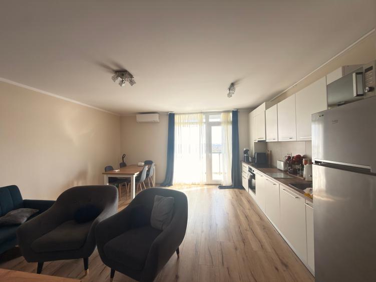Apartament cu 2 camere semidecomandat în Spitalul Județean