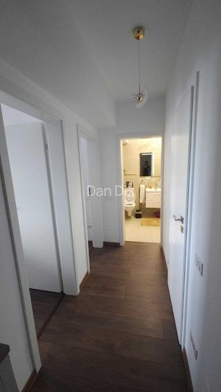 Proprietar - Vand apartament cu 3 camere Aparatorii patriei. Bloc nou etaj 6/10