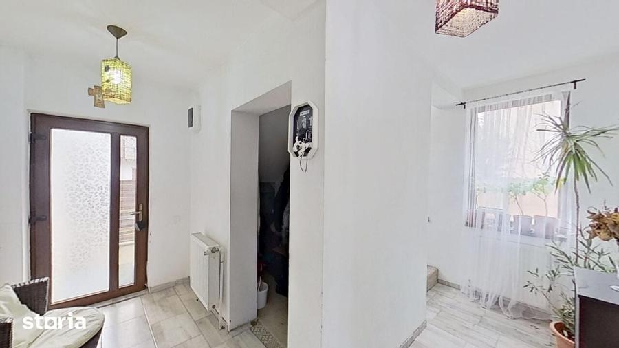 Comuna Berceni P+1 vila 194 mp individuala 300 m Bulevardul 1 Mai - 13