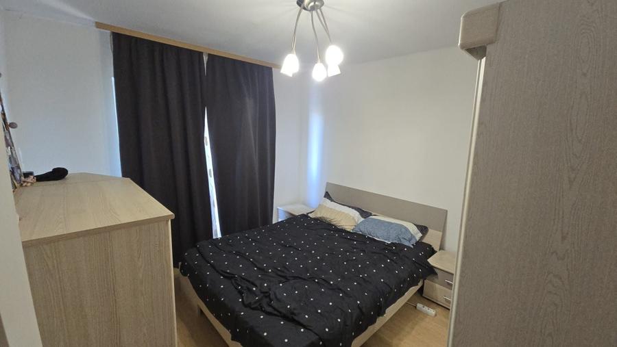 Vand apartament 3 camere zona Torontalului - 1