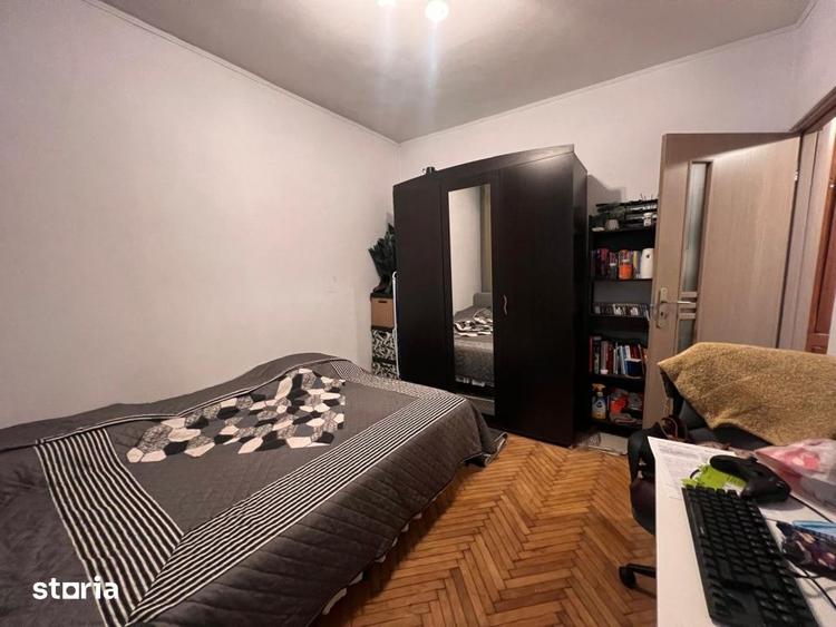 Apartament cu 3 camere semidecomandat în Titulescu