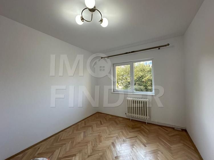 Apartament cu 3 camere decomandat, mobilat în Zorilor