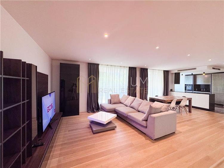 Apartament cu 4 camere decomandat, mobilat în Primăverii