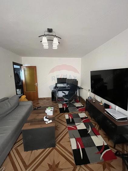 Apartament cu 3 camere decomandat în Gorjului