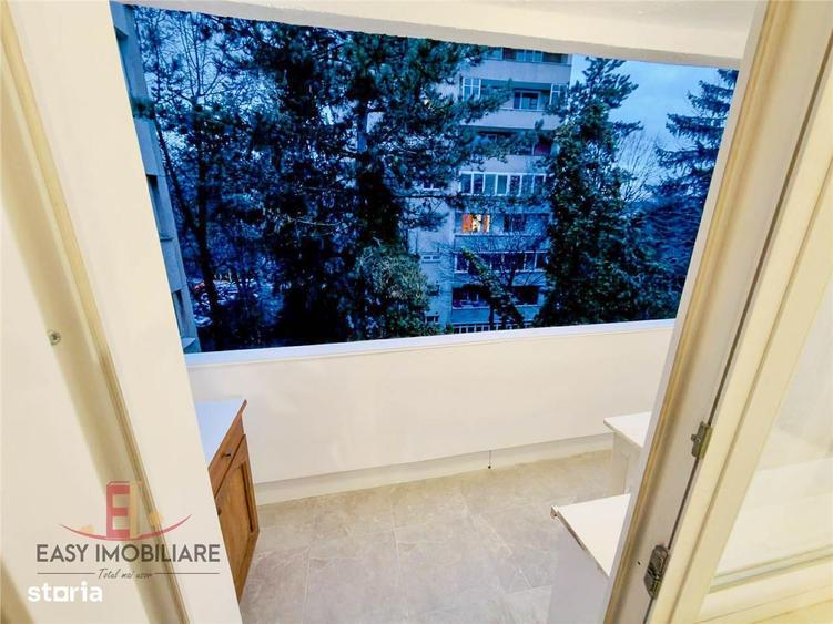 Apartament cu 2 camere decomandat în Cornișa