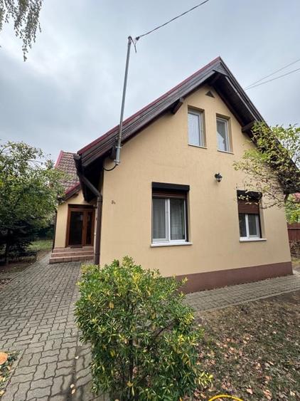 Casă individuală cu 5 camere cu Teren 450 Mp în Dumbrăvița