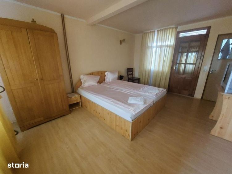 Casă cu 4 camere cu Teren 5995 Mp în Șumugiu