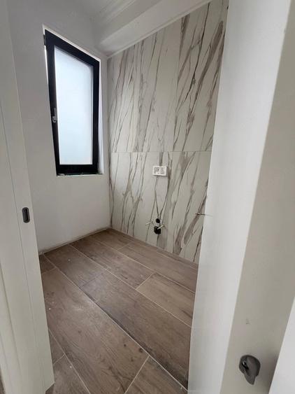 Casă cu 3 camere cu Teren 250 Mp în Braytim