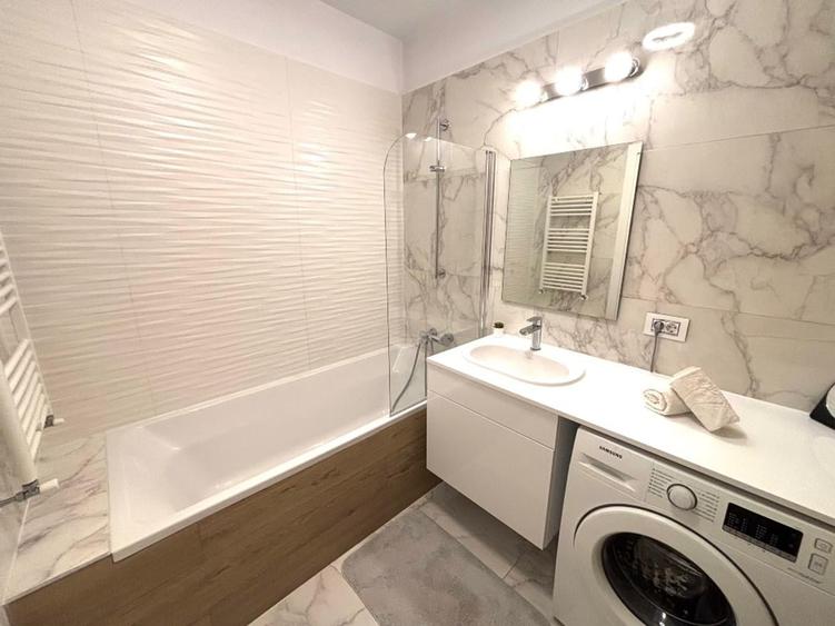 Apartament cu 3 camere decomandat în Aviației