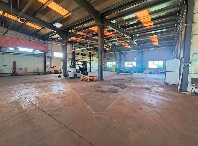 Spațiu industrial, de 1,700 mp, în Brănești