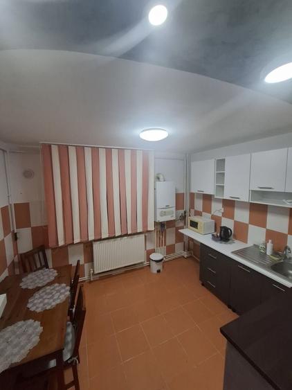 Casă cu 3 camere în Central