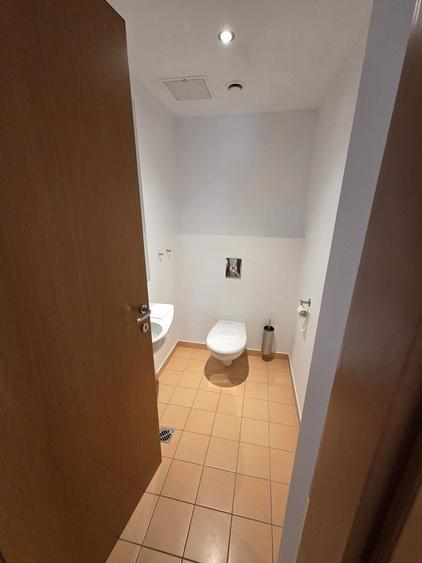 Apartament cu 4 camere decomandat, mobilat în Dorobanți