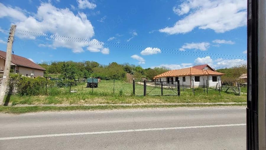 Teren de 1752 mp, în Stremț