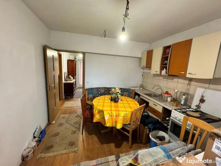 Casă cu 3 camere cu Teren 400 Mp în Valea Roșie