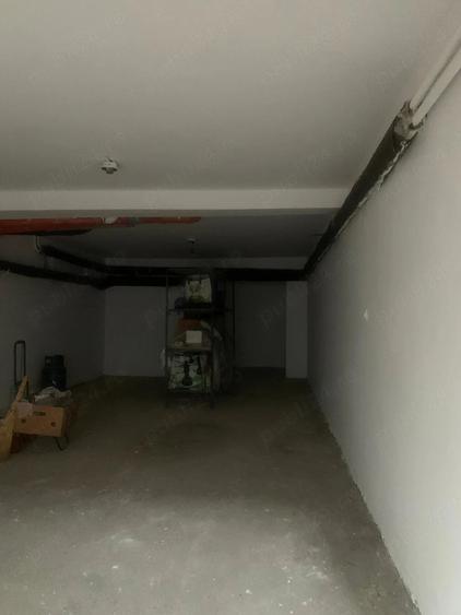 Spațiu comercial, de 36 mp, în Central