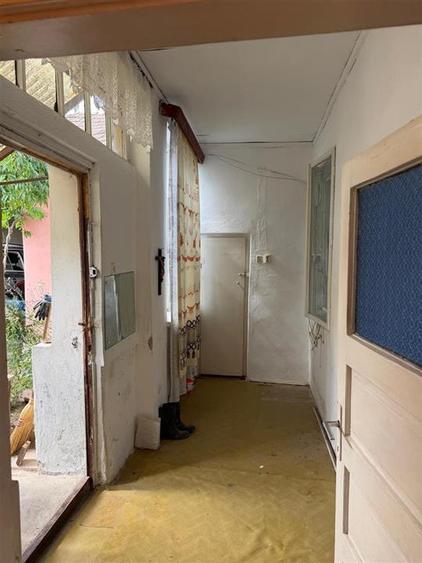 Casă cu 3 camere cu Teren 600 Mp în Central