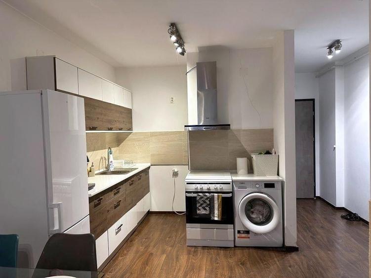 Apartament cu 2 camere semidecomandat în Bună Ziua