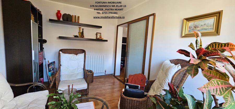 Apartament cu 5 camere decomandat în Central